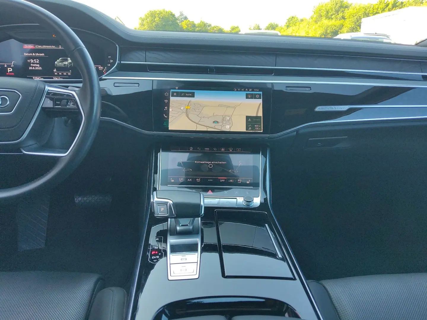 A8 S line 50 TDI Black AHK Pano HUD B&O Standh T