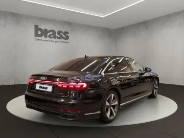 A8 L TFSI e 60 e quattro 340(462) kW(PS) tiptron