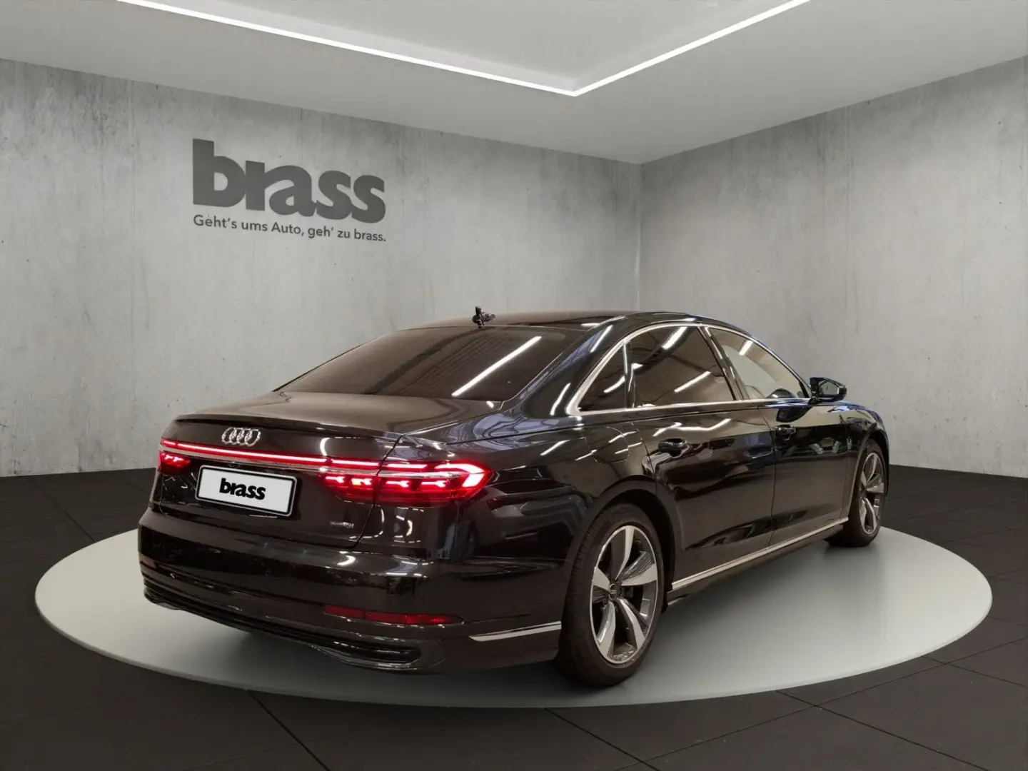 A8 L TFSI e 60 e quattro 340(462) kW(PS) tiptron