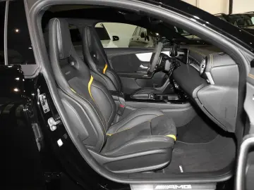 CLA 45 AMG S 4M+ Burmester Aero-Paket Perf-Sitze