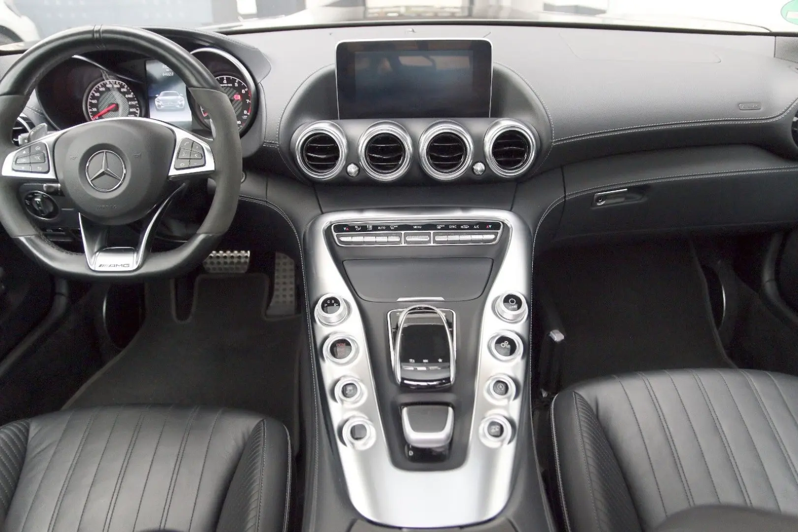 AMG GT Coupe Nappaleder Panorama Burmester