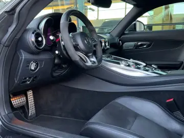 AMG GTS Carbon Burmester Performance Sitze Matt