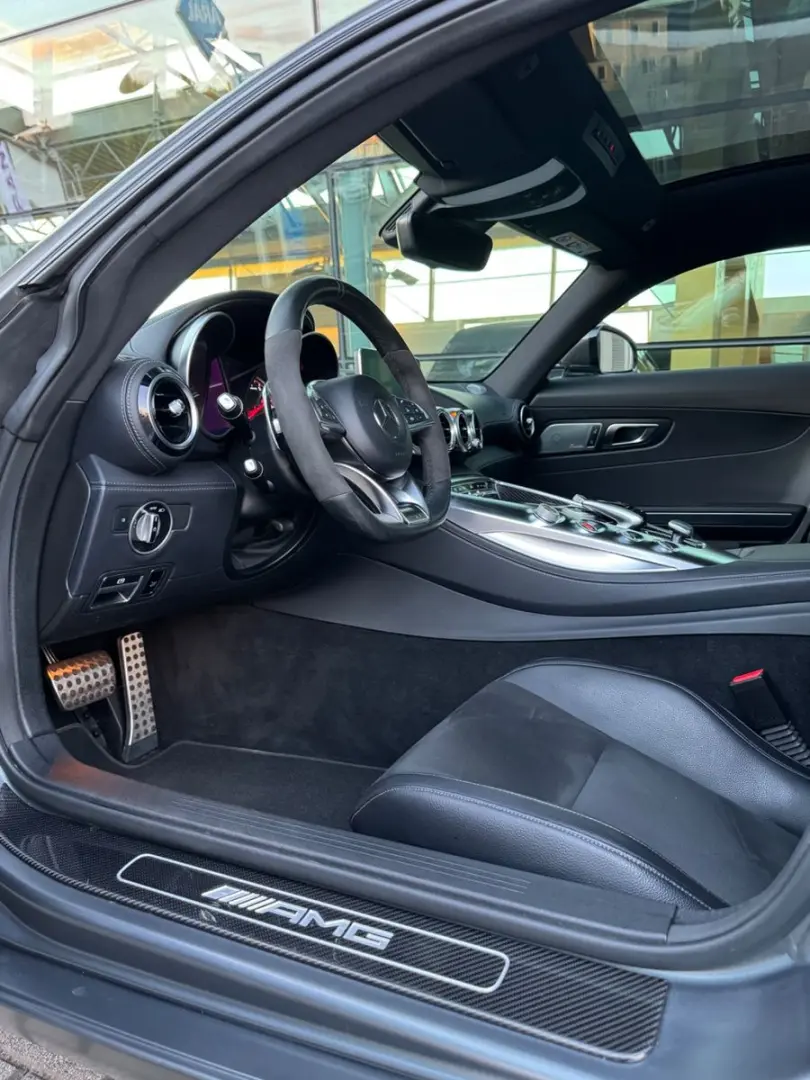 AMG GTS Carbon Burmester Performance Sitze Matt