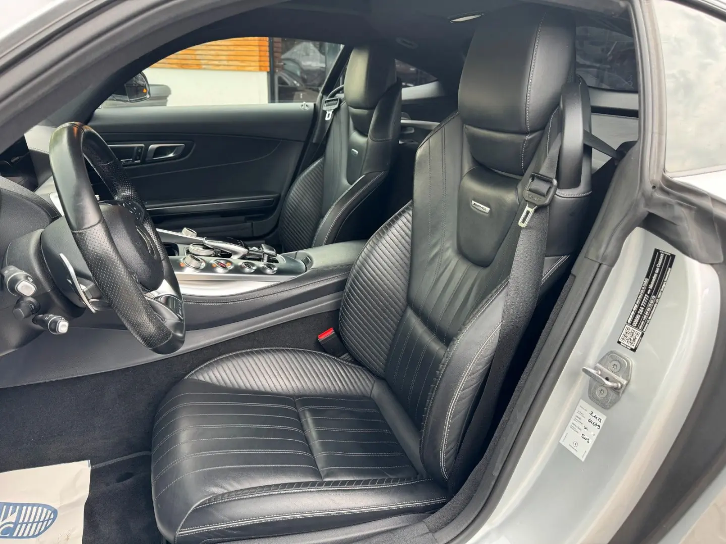 AMG GT Coupe/ Aerodynamik/ Night-Paket/ Sport