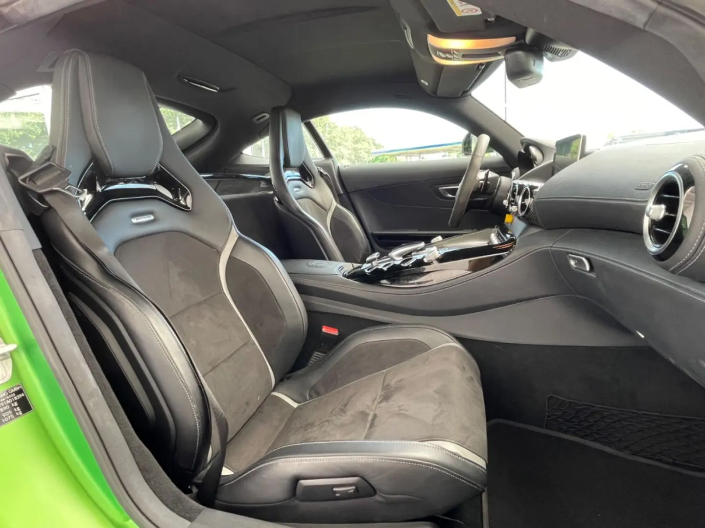 AMG GT R Coupe HULK  LED Burmester