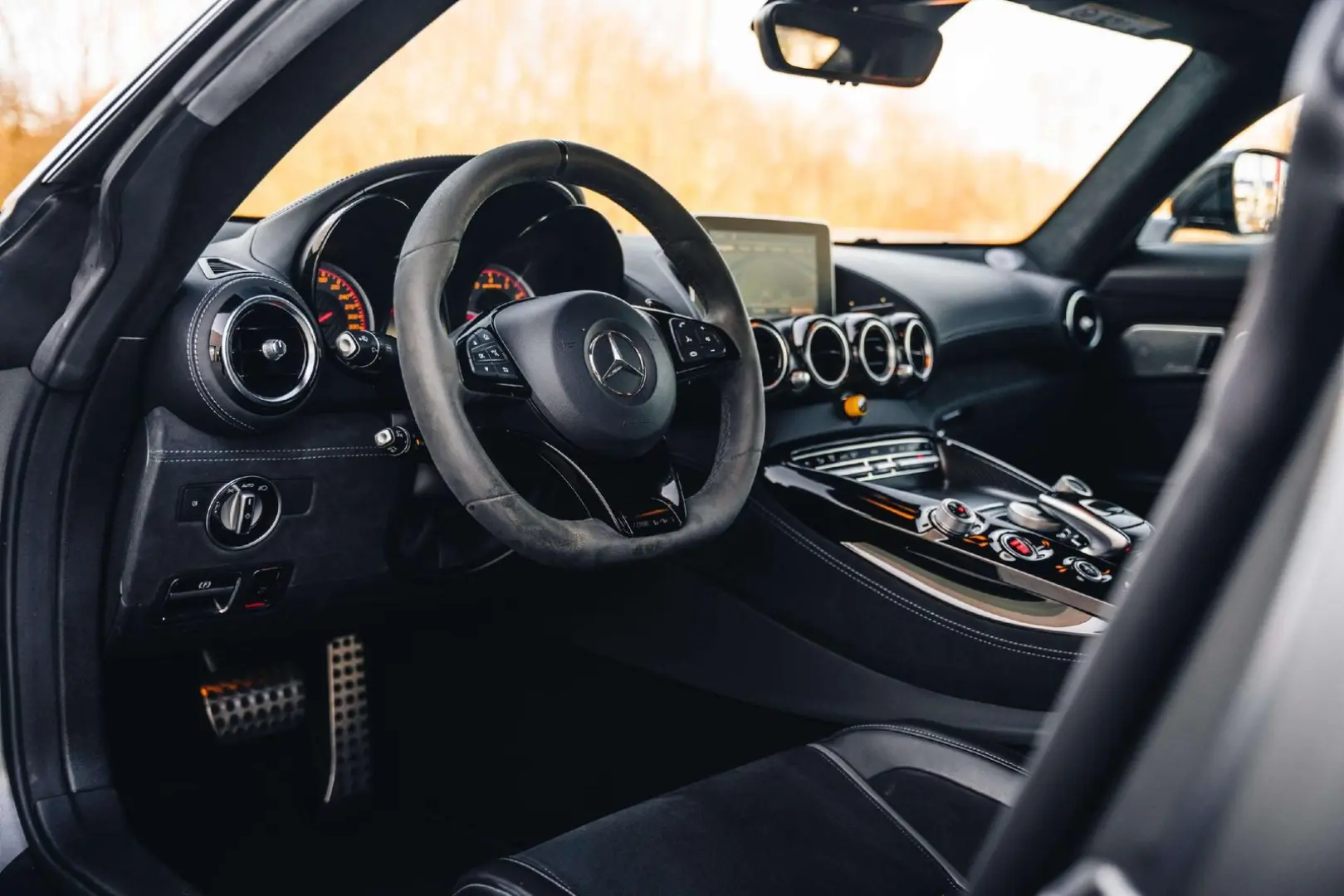 AMG GT GT R / Ceramic / Distronic / Carbon / Bur