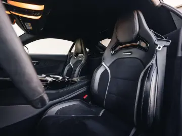 AMG GT GT R / Ceramic / Distronic / Carbon / Bur
