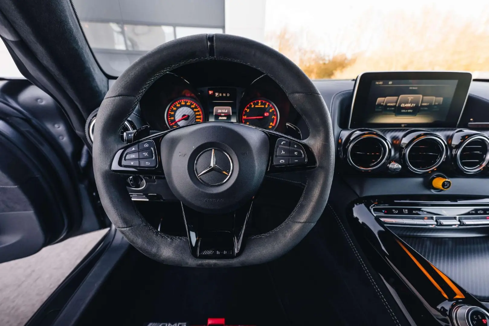 AMG GT GT R / Ceramic / Distronic / Carbon / Bur