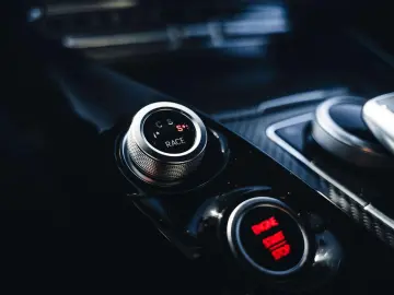 AMG GT GT R / Ceramic / Distronic / Carbon / Bur