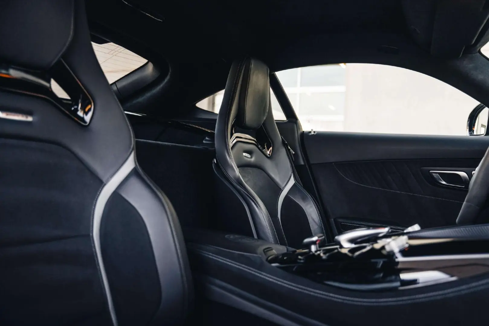AMG GT GT R / Ceramic / Distronic / Carbon / Bur
