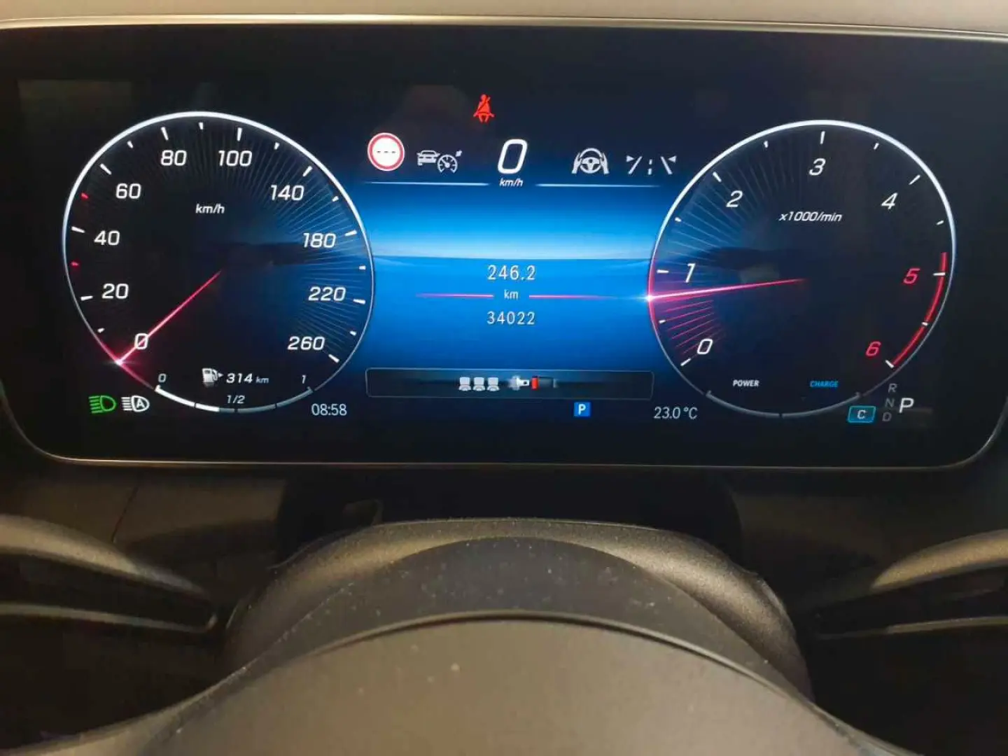 GLC-Coupe 300d-AMG Advanced Plus PANO