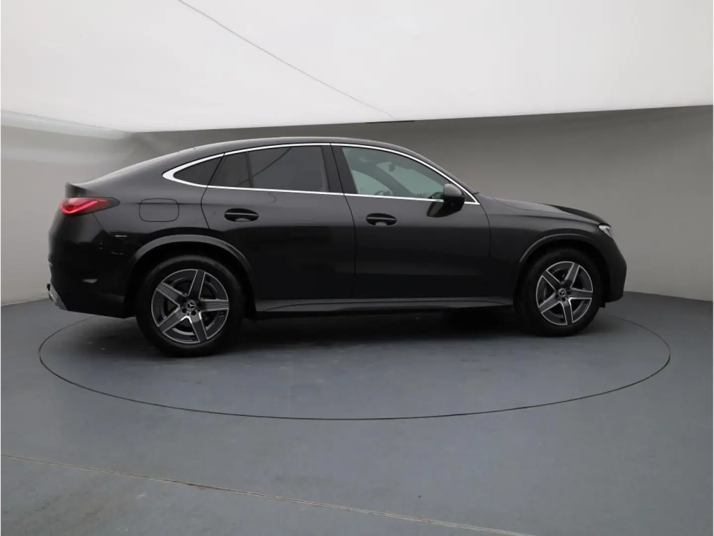 GLC 300 4M Coupé AMG Pano AHK Distronic o Demand