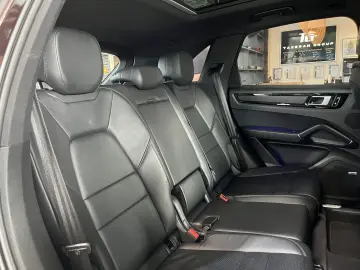 Cayenne Exklusive Manufaktur HUD Leder BOSE Pano