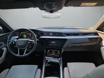 Q8 Sportback e-tron S line 55 quattro *B&O*PANO*