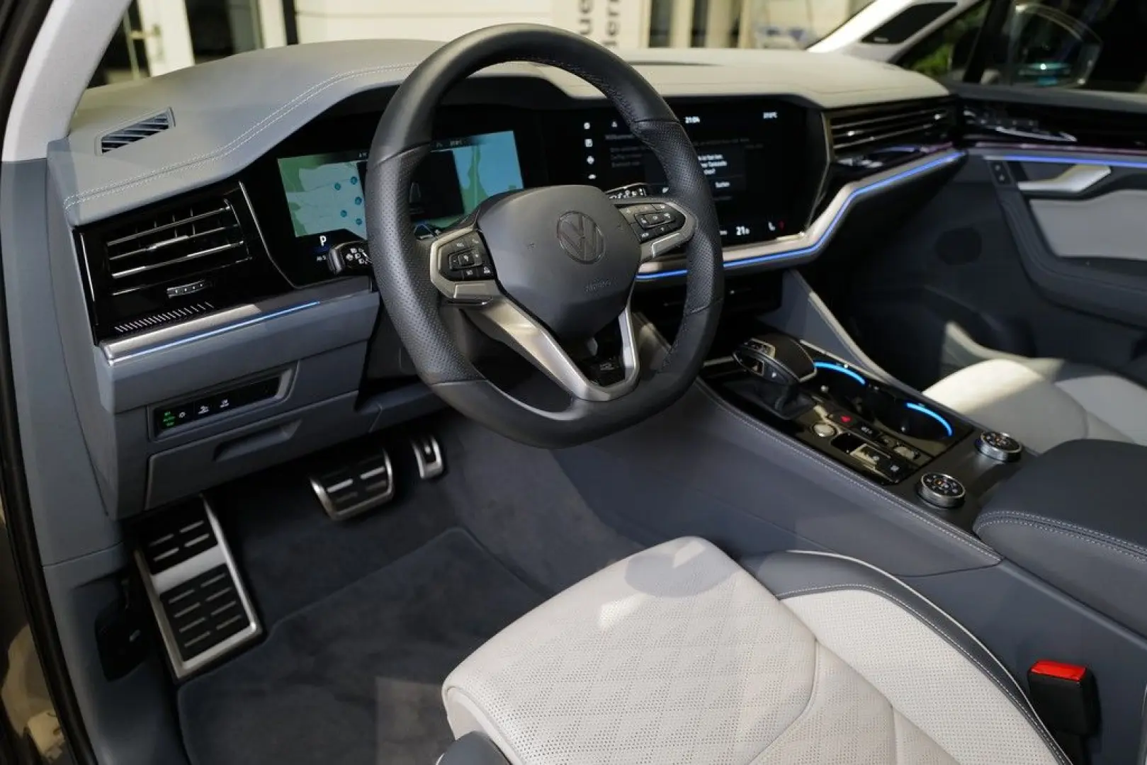 Touareg 3.0TDI R-Line Blackstyle Pano Allradlenk