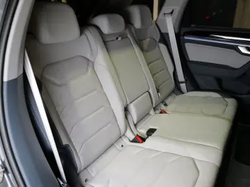 Touareg 3.0TDI R-Line Blackstyle Pano Allradlenk