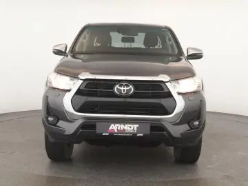 Hilux Double Cab 2.8 4x4 Comfort Nav ACC Kam AHK