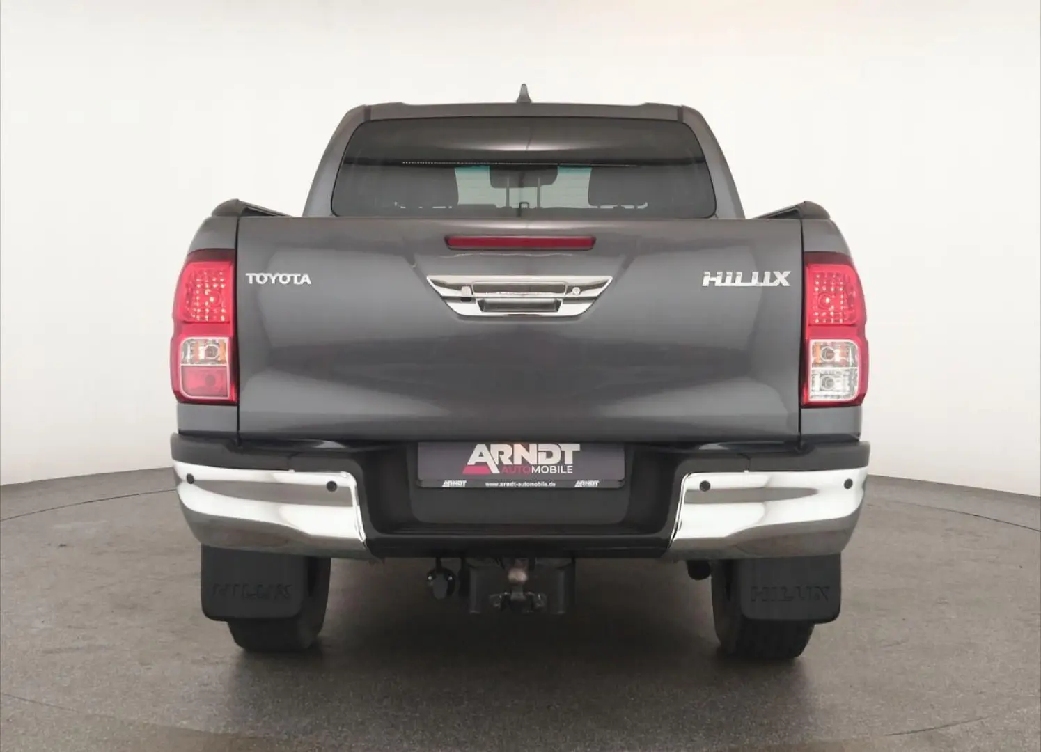 Hilux Double Cab 2.8 4x4 Comfort Nav ACC Kam AHK