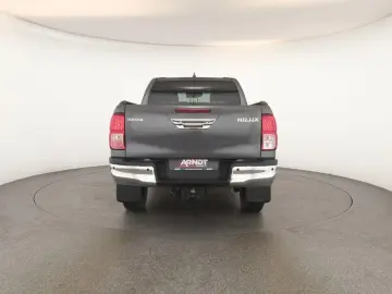 Hilux Double Cab 2.8 4x4 Comfort Nav ACC Kam AHK