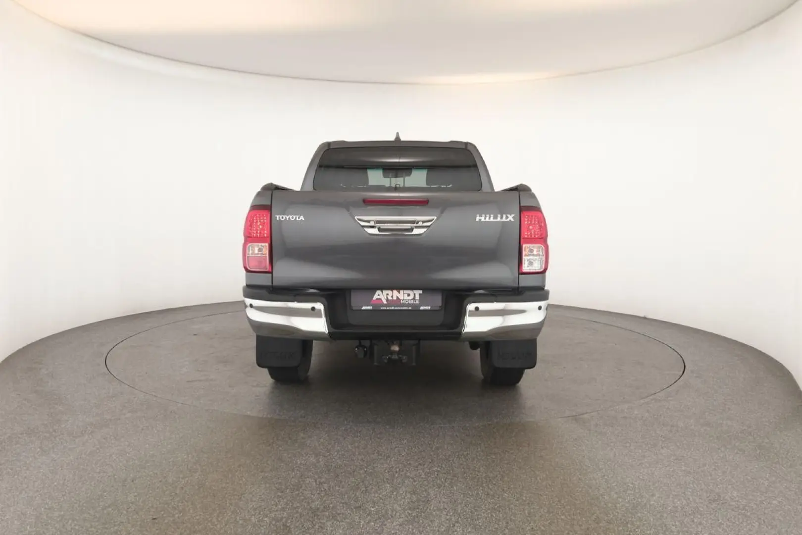 Hilux Double Cab 2.8 4x4 Comfort Nav ACC Kam AHK