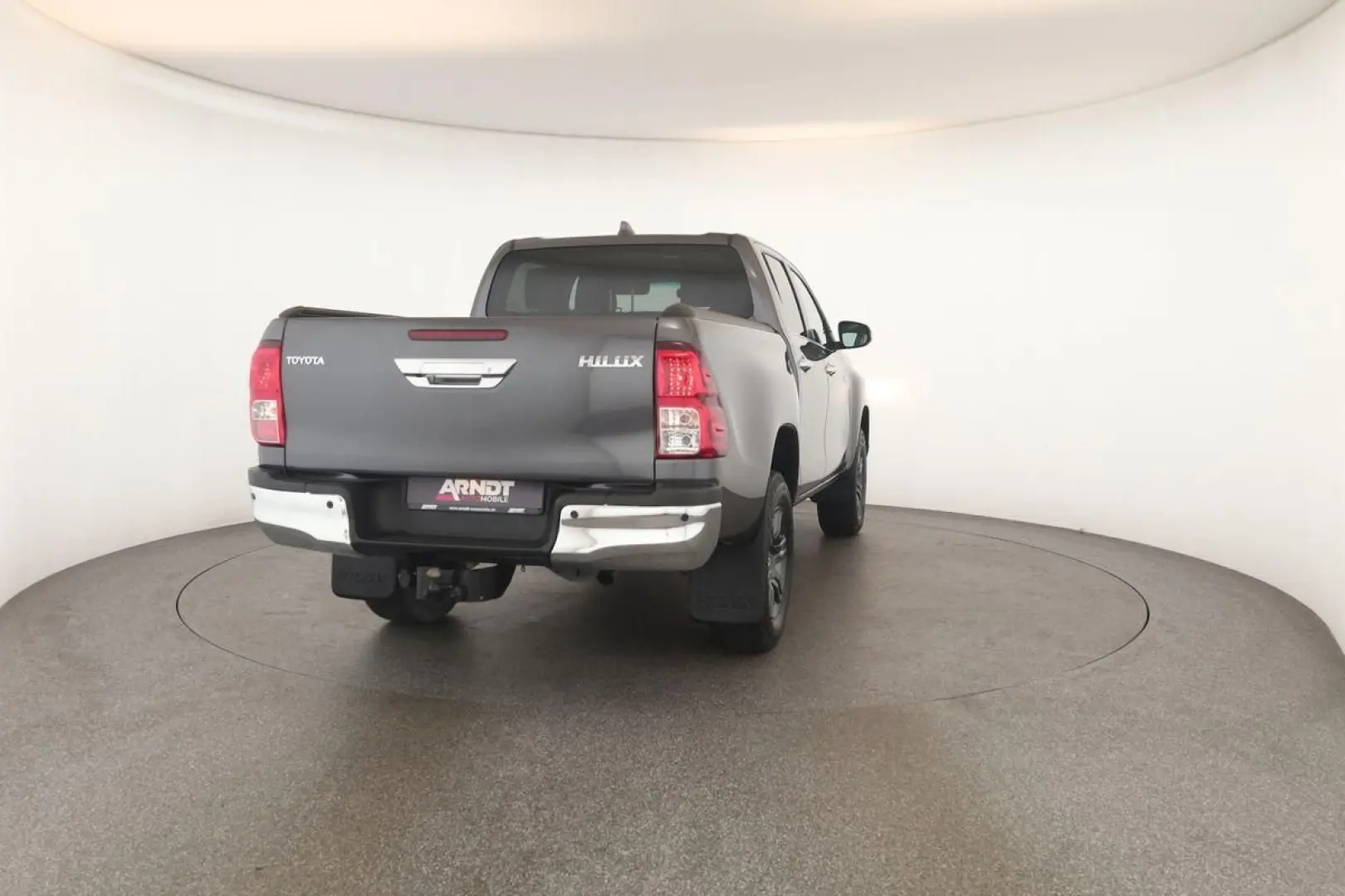 Hilux Double Cab 2.8 4x4 Comfort Nav ACC Kam AHK