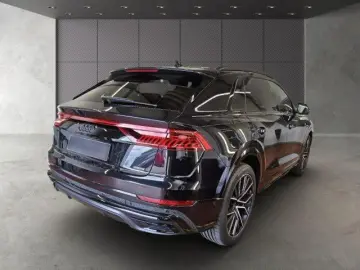 Audi Q8 50 TDI qu. Tiptronic S line AHK+NAVI+ACC+B&O+