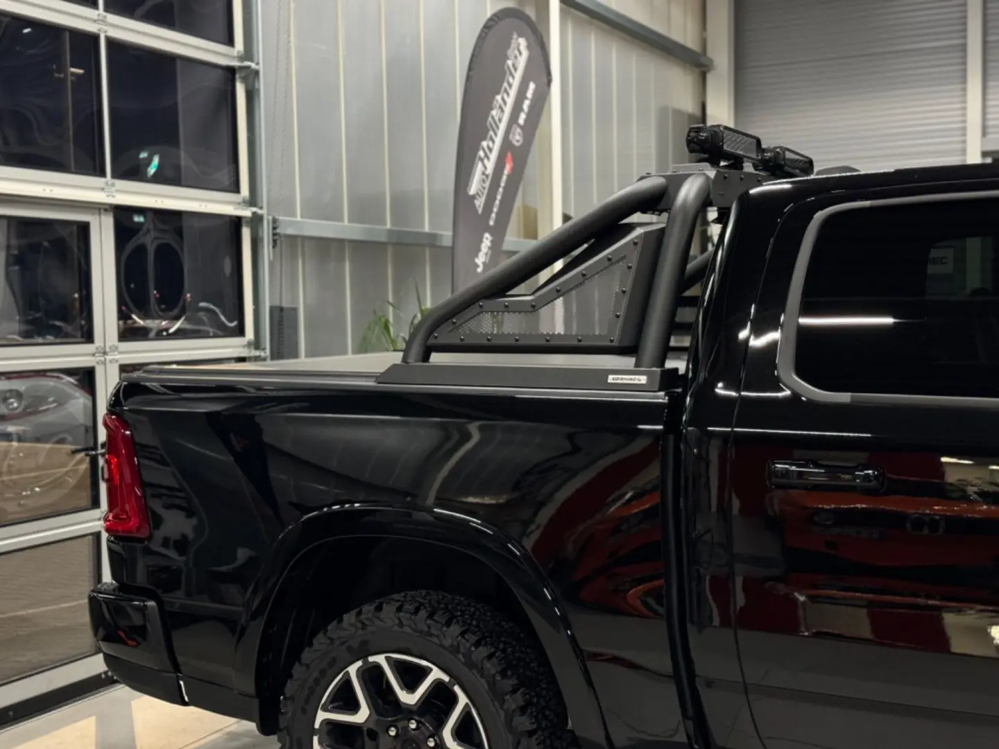 RAM 1500 Laramie LPG MY25 NAP Umbau LAZER
