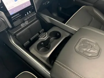RAM 1500 Laramie LPG MY25 NAP Umbau LAZER