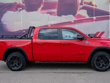 RAM Rebel Night 5,7l,LPG,elektr. Trittbretter