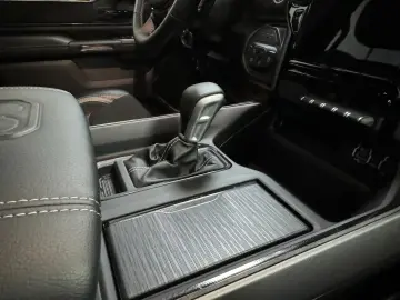 RAM REBEL G/T HEMI V8