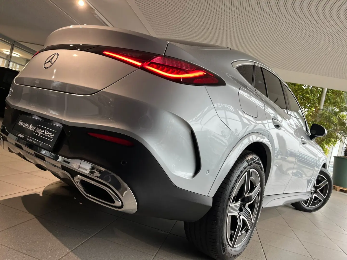 GLC 300 d 4M Coupé AMG+Premium+Pano+Standhz+AHK+