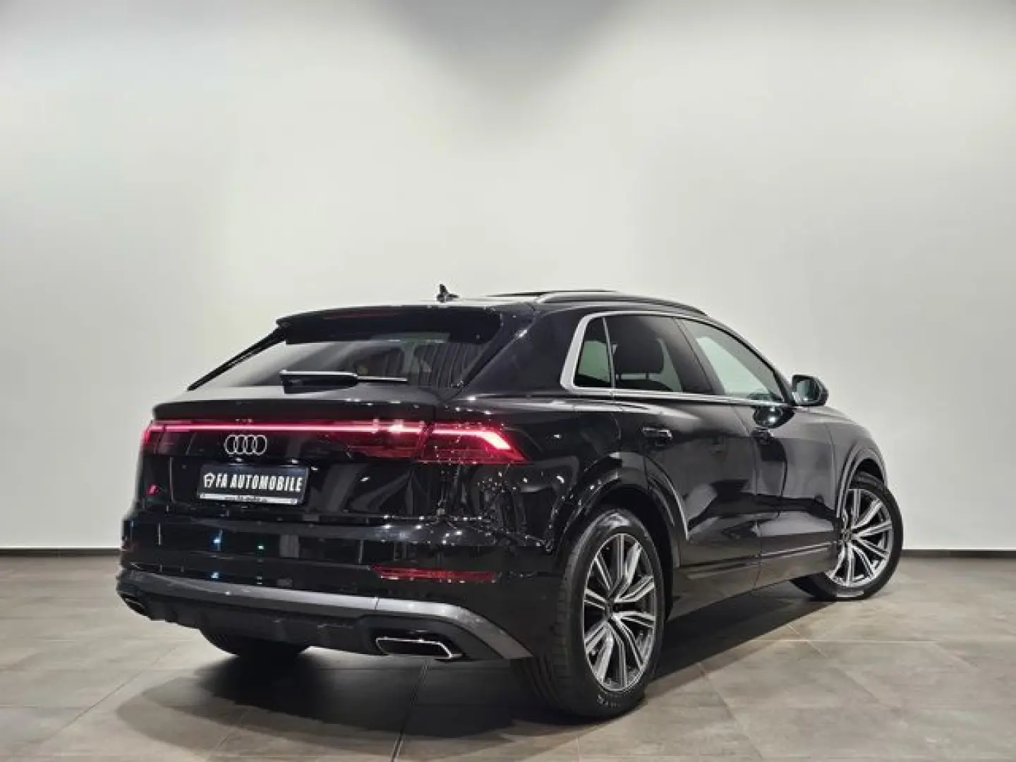 Audi Q8 50 TDI S Line Pano Matrix Softc.Hud  360