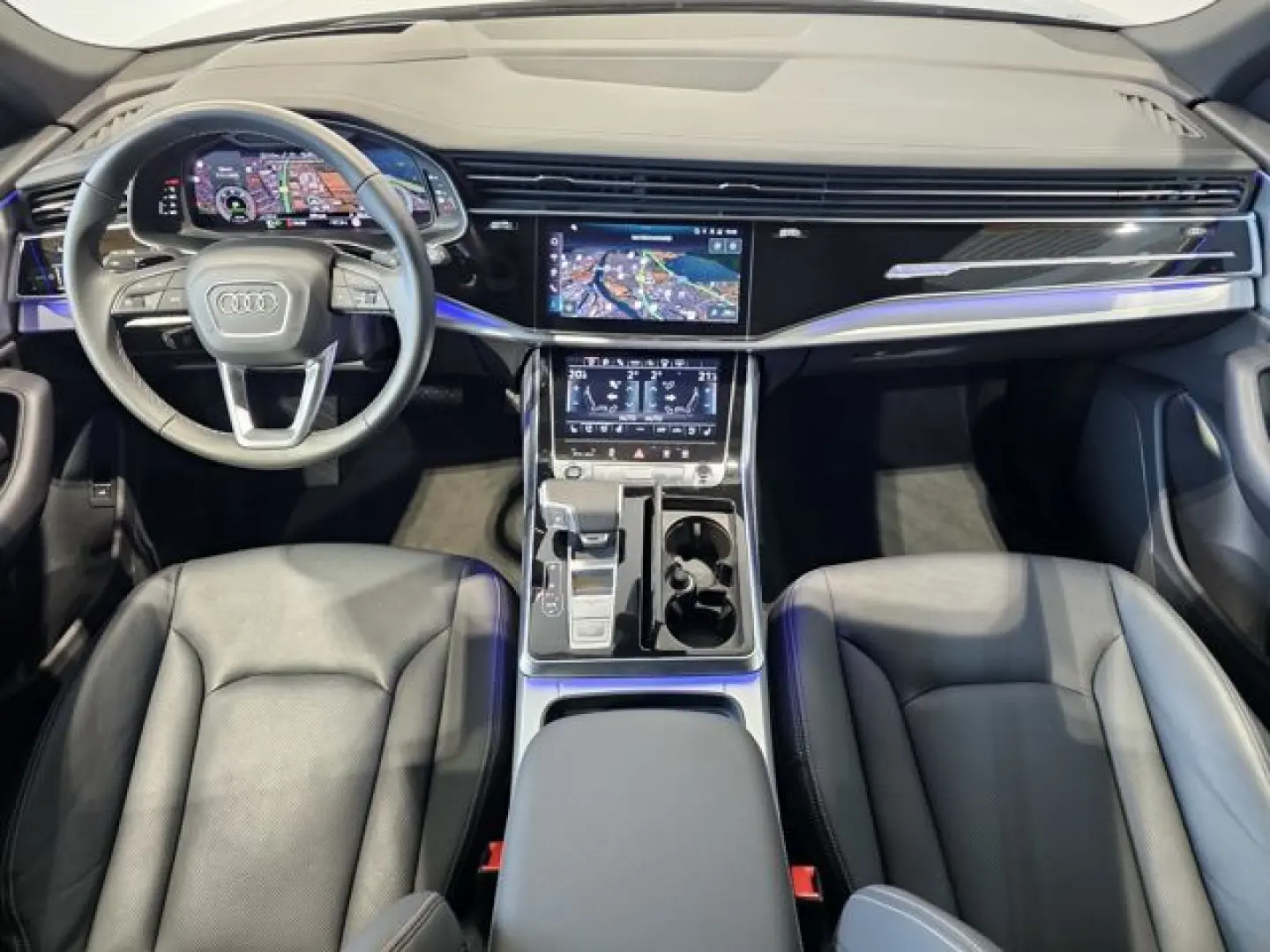Audi Q8 50 TDI S Line Pano Matrix Softc.Hud  360