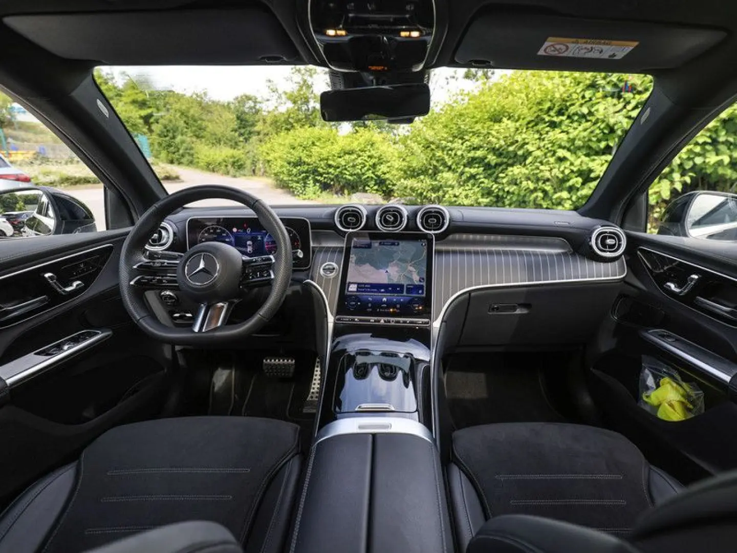 GLC 300 d 4M Coupé AMG-Sport/360/Pano/AHK/Distr