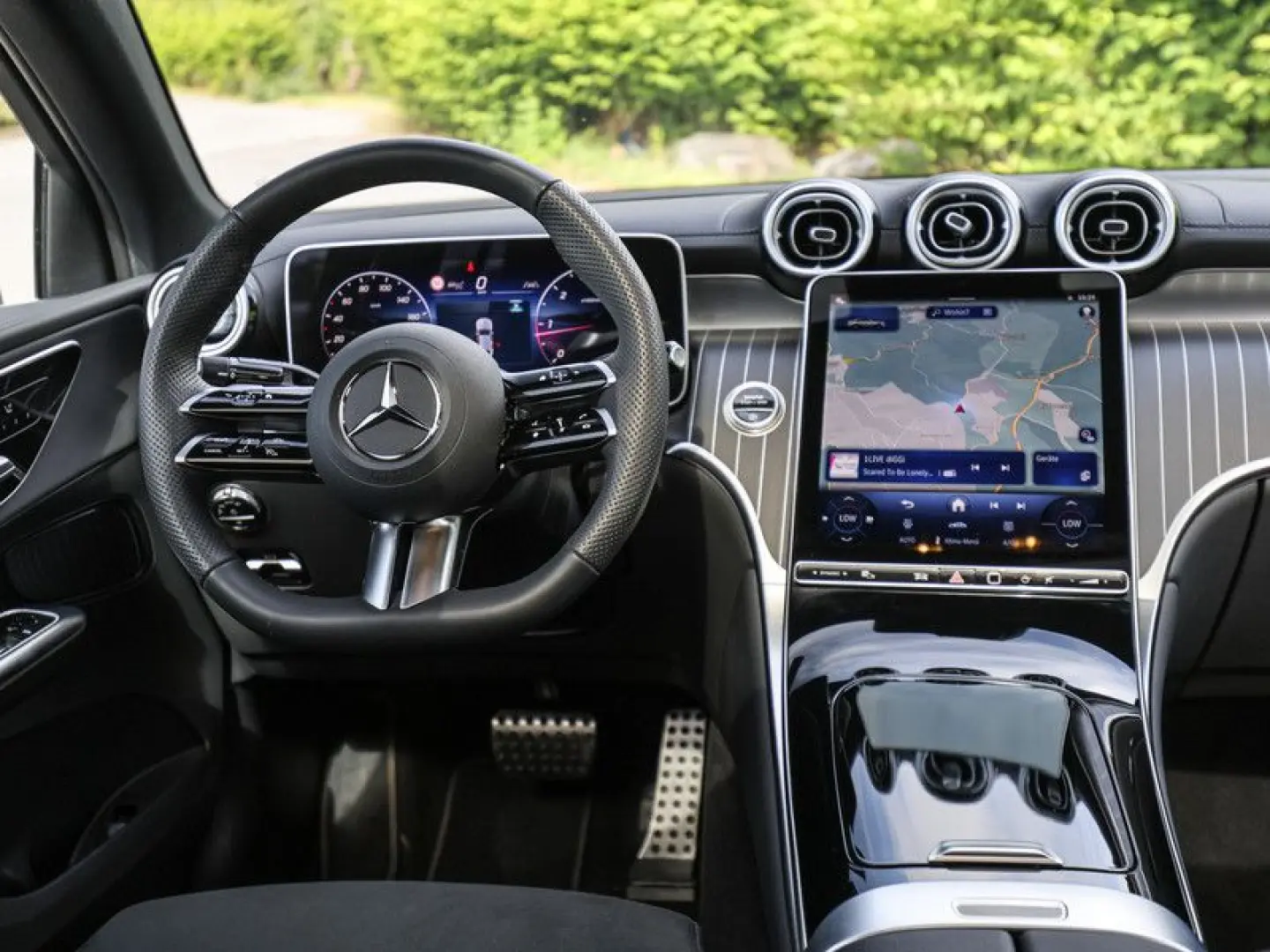 GLC 300 d 4M Coupé AMG-Sport/360/Pano/AHK/Distr