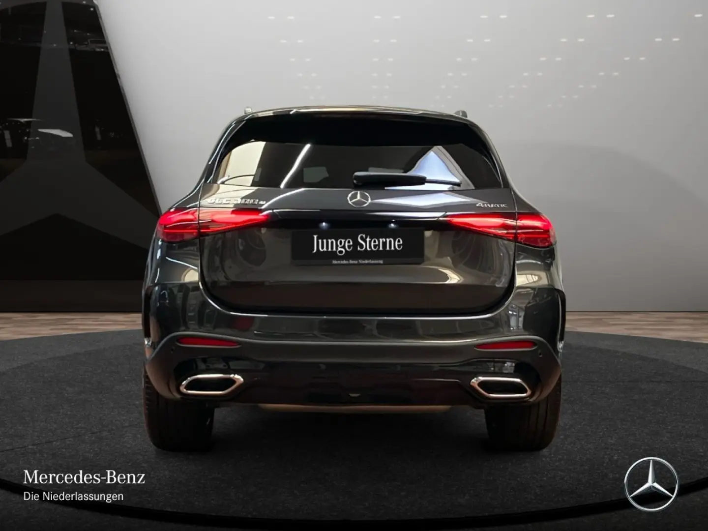 GLC 300 e 4M AMG PREMIUM/NIGHT/AHK/DISTR/SITZKLI