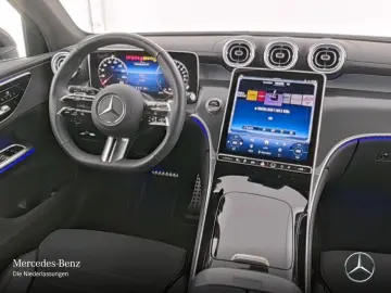 GLC 300 e 4M AMG PANO DIGITAL Distron MEMORY 19