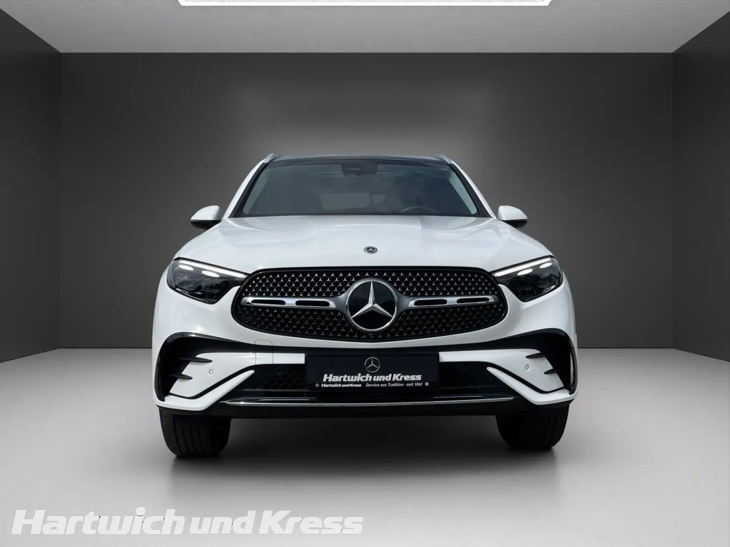 GLC 300 e AMG Line 4Matic+Pano+Burmester+Memory+