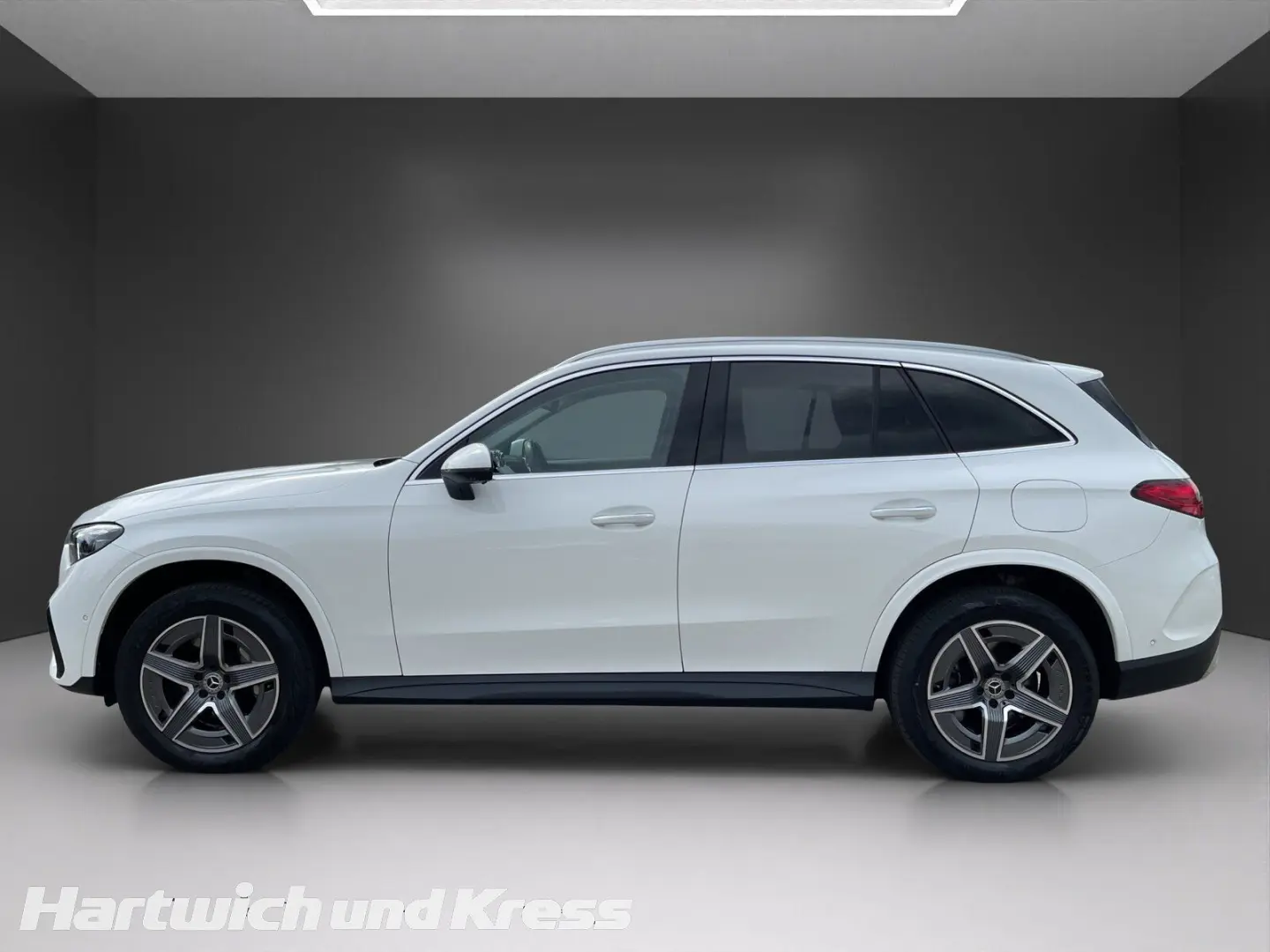 GLC 300 e AMG Line 4Matic+Pano+Burmester+Memory+