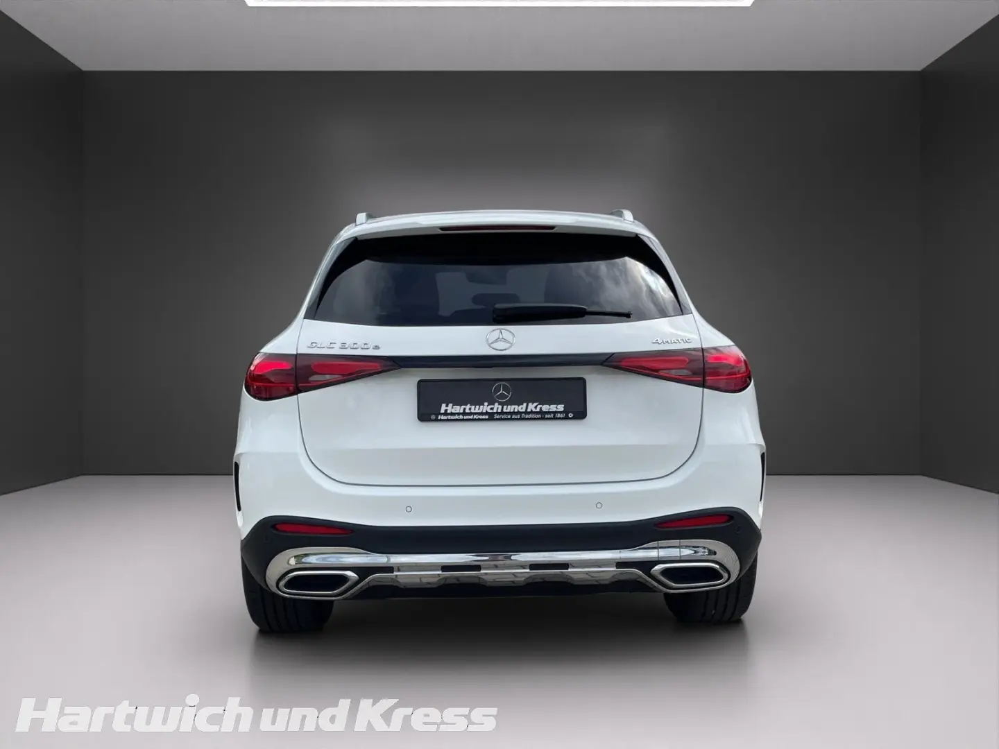 GLC 300 e AMG Line 4Matic+Pano+Burmester+Memory+