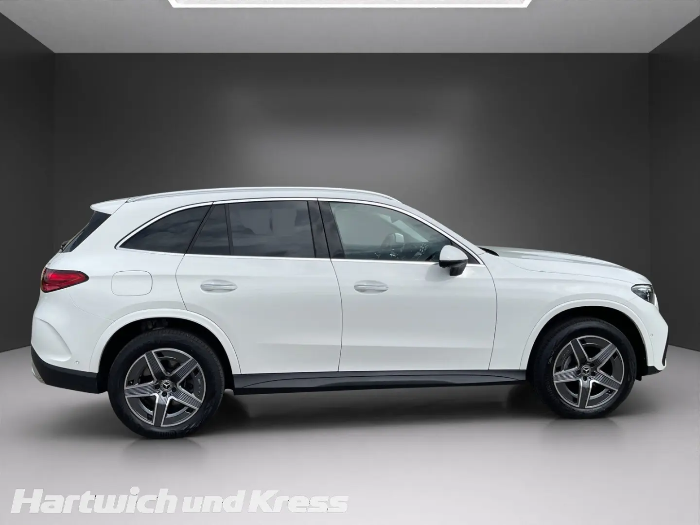 GLC 300 e AMG Line 4Matic+Pano+Burmester+Memory+
