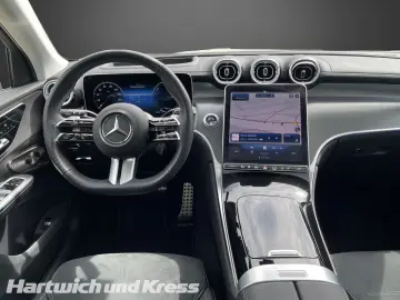 GLC 300 e AMG Line 4Matic+Pano+Burmester+Memory+