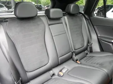 GLC 300e 4M AMG Prem+|KEYL|PANO|BURM|AHK|360°