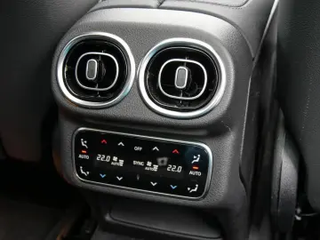 GLC 300e 4M AMG Prem+|KEYL|PANO|BURM|AHK|360°