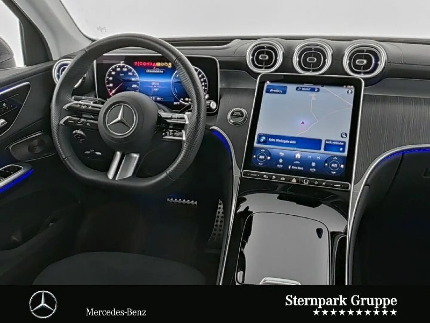 GLC 300 e 4M AMG*AHK*DISTR*PANO*360°*HUD*DIGIL**