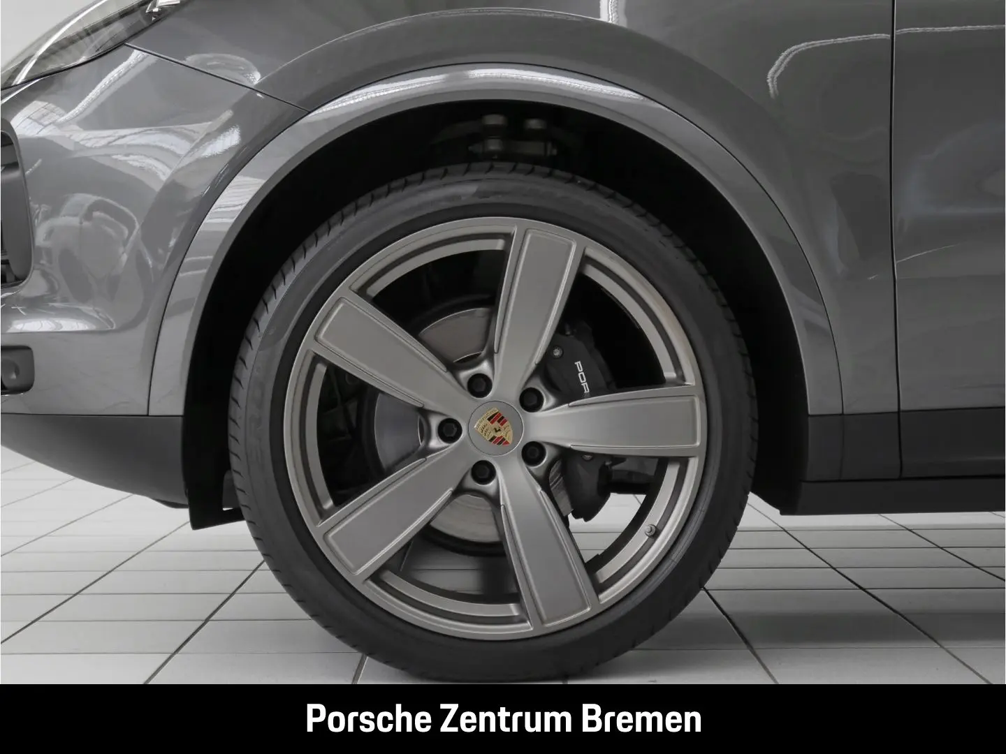 Cayenne BOSE Sportabgasanlage Panorama 22 Zoll