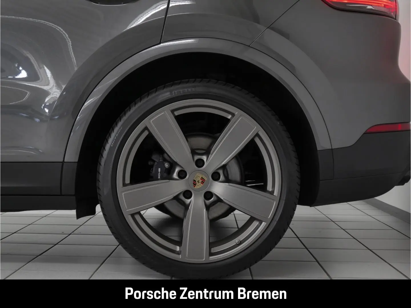 Cayenne BOSE Sportabgasanlage Panorama 22 Zoll