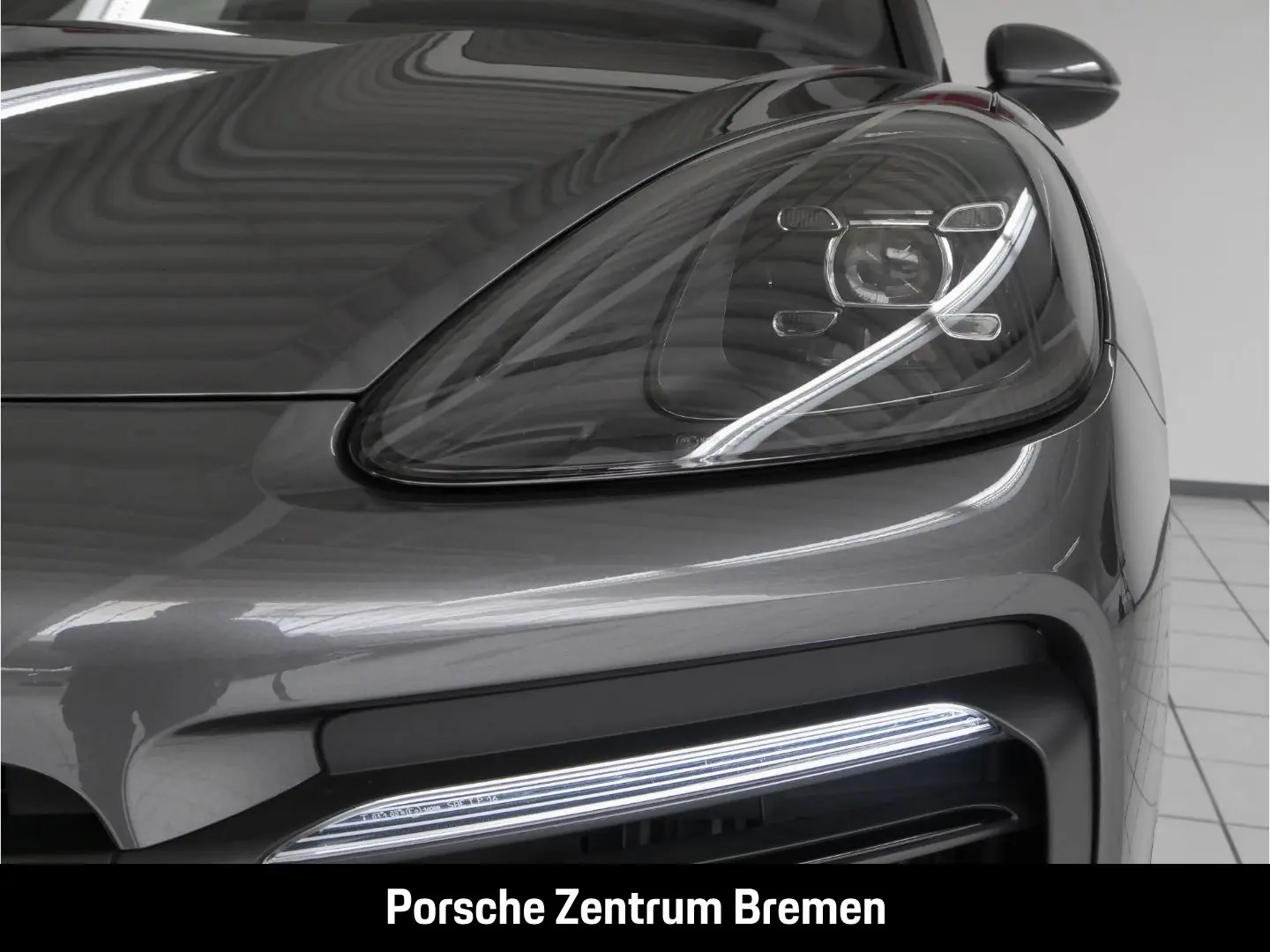 Cayenne BOSE Sportabgasanlage Panorama 22 Zoll