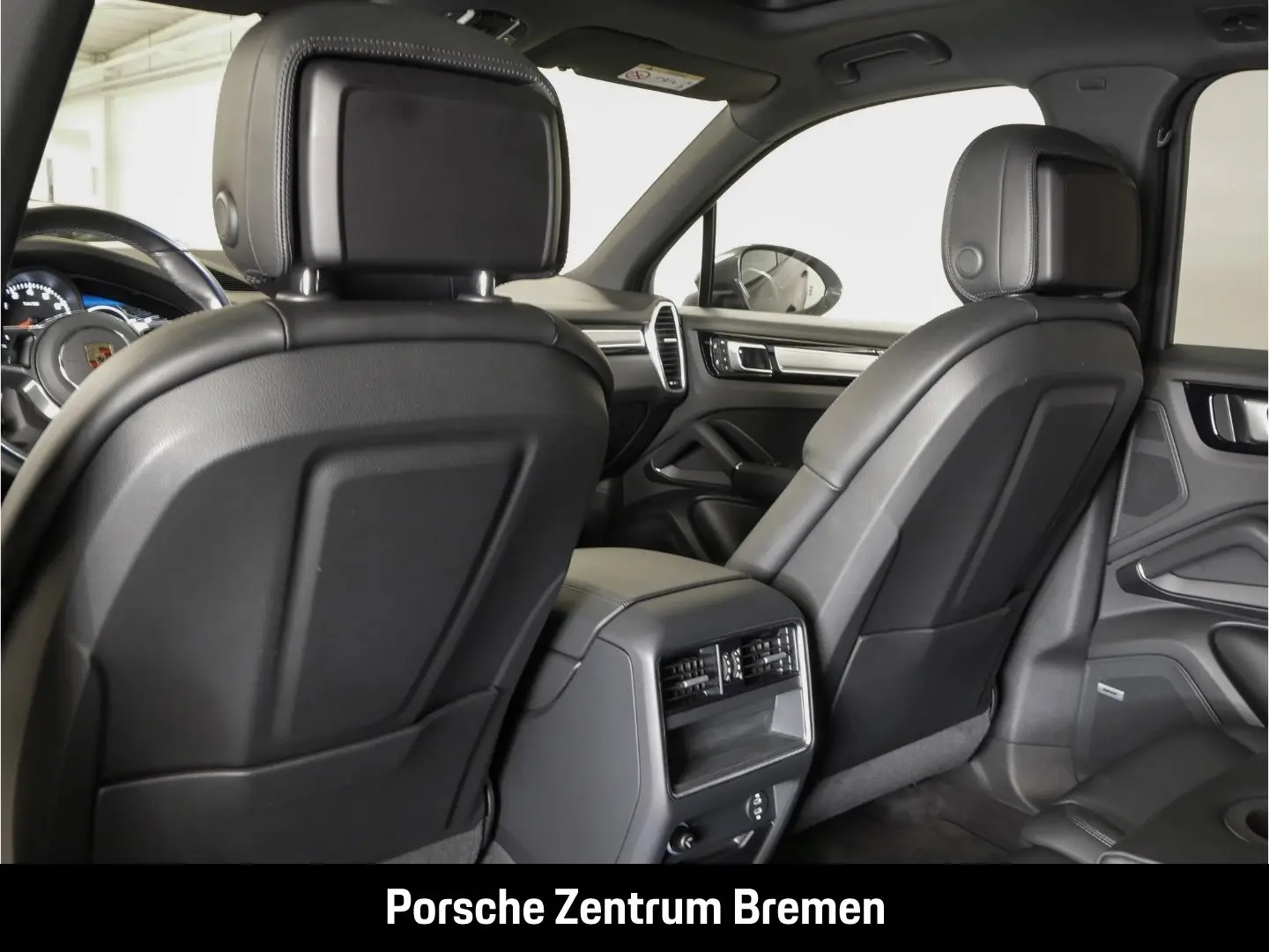 Cayenne BOSE Sportabgasanlage Panorama 22 Zoll
