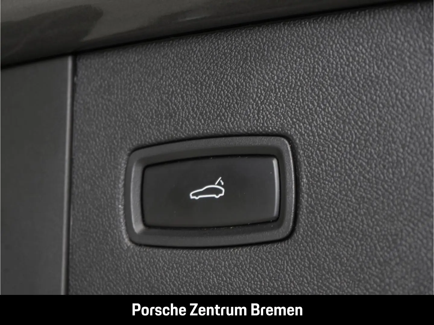 Cayenne BOSE Sportabgasanlage Panorama 22 Zoll